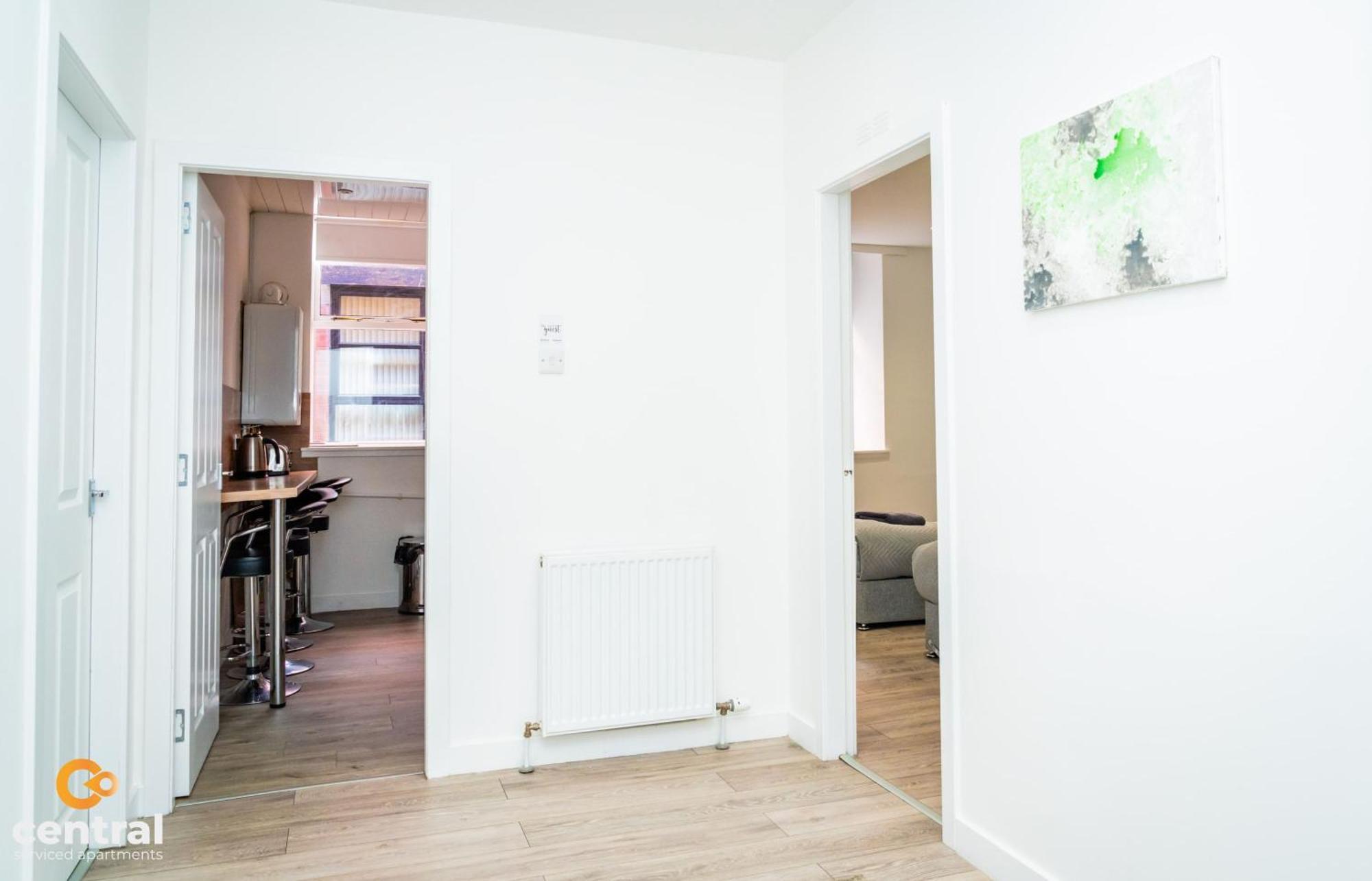 Central Serviced Apartments - 2 Bedroom - Walk Away From City Centre & Universities - Sleeps 4 - 1 X Double 2 X Single - Smart Tvs In All Rooms - Short Term Stays Welcome - Walk Away From Train & Bus Station - Preferred Location For Short Stay In Dun ダンディー エクステリア 写真