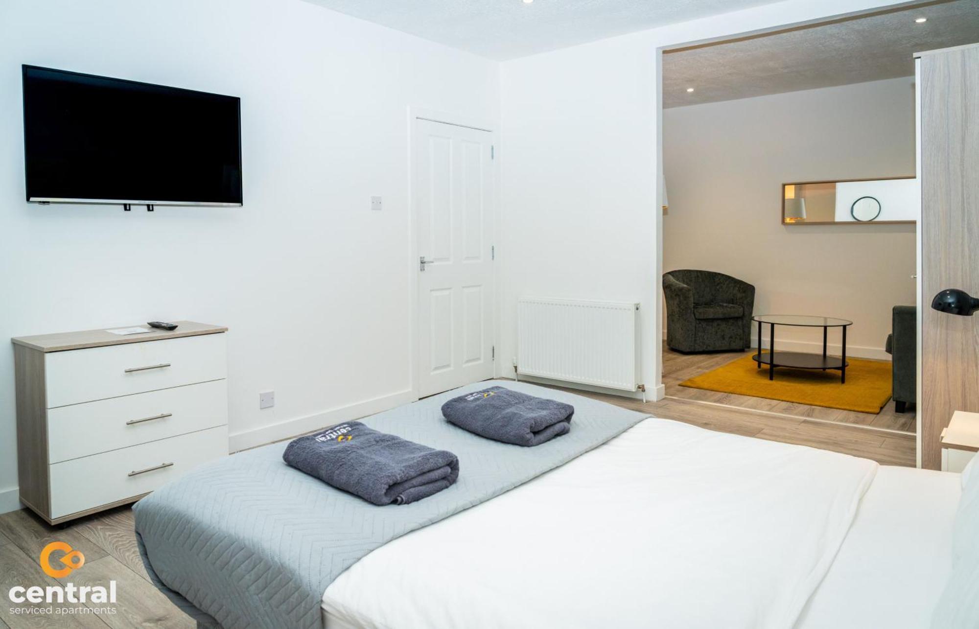 Central Serviced Apartments - 2 Bedroom - Walk Away From City Centre & Universities - Sleeps 4 - 1 X Double 2 X Single - Smart Tvs In All Rooms - Short Term Stays Welcome - Walk Away From Train & Bus Station - Preferred Location For Short Stay In Dun ダンディー エクステリア 写真